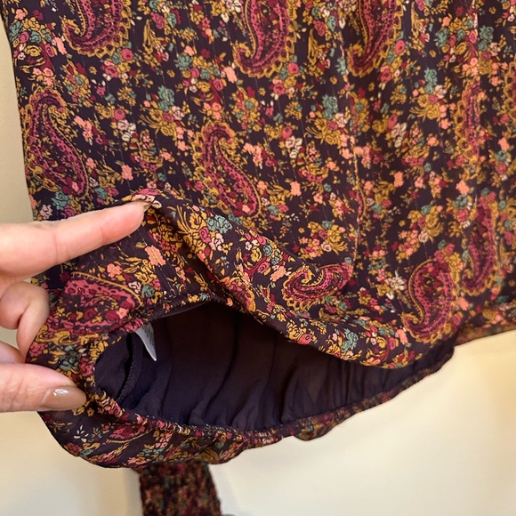 #13- Paisley Blouse - Picture 5 of 6